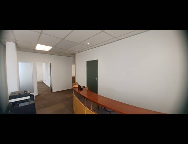 419M² OFFICE TO LET IN HYDE PARK